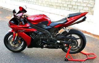 Yamaha YZF-R1 2006-thumb-3