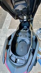 Yamaha XMAX 300 2025 Standard-thumb-10