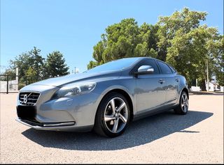 Volvo V40 2015 D2 LIVSTYL
