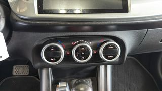 Alfa Romeo Giulietta 2018 Super Edition Auto Leather Navi / 6 Χρόνια Δωρεάν Service-thumb-38