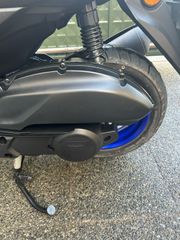 Yamaha NMAX 125 2025 blue core-thumb-5