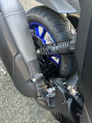 Yamaha NMAX 125 2025 blue core-thumb-21