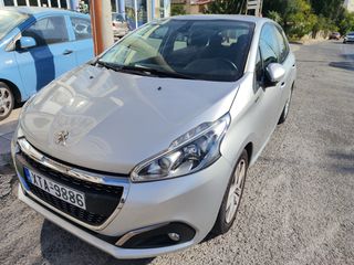 Peugeot 208 2018 SIGNATURE