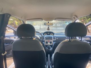 Lancia Ypsilon 2008-thumb-9