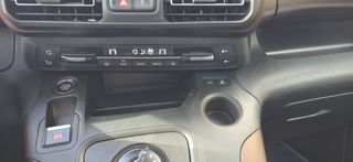 Peugeot Rifter 2018 1.5_HDi_8.Gear_F1_Diesel_Gt_Line_Automato_Panorama_Clima_Nav-thumb-32