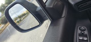 Peugeot Rifter 2018 1.5_HDi_8.Gear_F1_Diesel_Gt_Line_Automato_Panorama_Clima_Nav-thumb-38