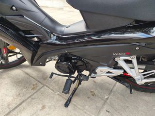 Daytona Velos 2023 R125-thumb-1