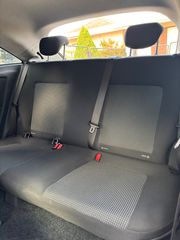 Opel Corsa 2012-thumb-12