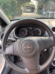 Opel Corsa 2012-thumb-18