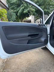 Opel Corsa 2012-thumb-22