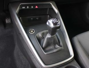 Audi A3 2023 A3-thumb-3