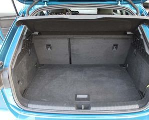 Audi A3 2023 A3-thumb-5
