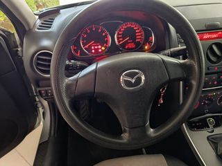 Mazda 6 2005 1.8 EXCLUSIVE-thumb-4