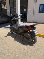 Piaggio Beverly 400 2022-thumb-11
