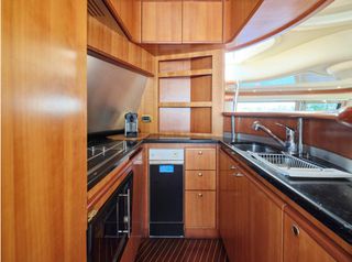 Azimut 2006 68Ε-thumb-15