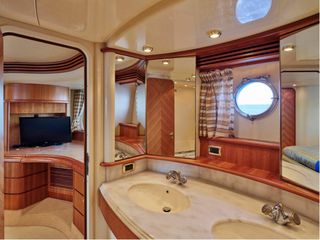 Azimut 2006 68Ε-thumb-19