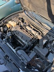 Hyundai coupe 1.6-thumb-2
