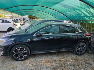 Kia XCeed 2021-thumb-3