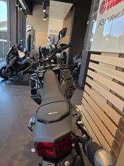 Yamaha XTZ 700 Tenere World Raid 2026-thumb-3