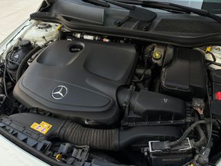 Mercedes-Benz A 180 2018 AMG LINE-thumb-36