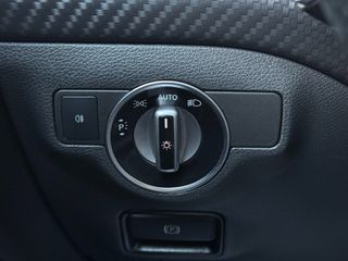 Mercedes-Benz A 180 2018 AMG LINE-thumb-29