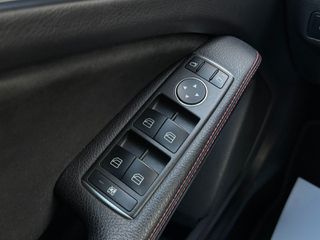 Mercedes-Benz A 180 2018 AMG LINE-thumb-30