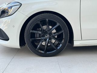 Mercedes-Benz A 180 2018 AMG LINE-thumb-34