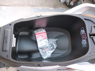 Aprilia SR GT 400 2026 MY26 BOULDER GREY MAT-thumb-15