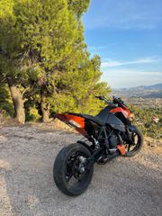 KTM 690 Duke 2011