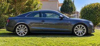 Audi A5 2009 S-LINE-thumb-8