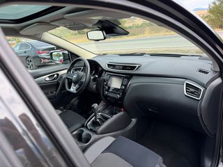Nissan Qashqai 2018-thumb-6
