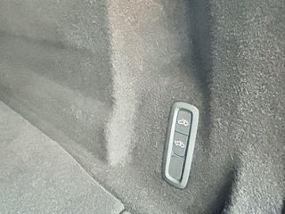 Volvo XC 60 2023 CORE PLUS DARK(ex.R Design),Airmatic-thumb-16