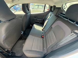 Dacia Sandero 2023 1.0 ESSENTIA  STEPWAY  92HP-thumb-6