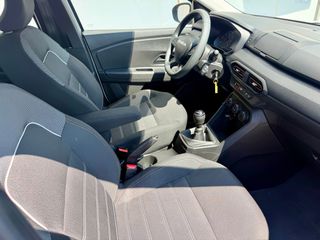 Dacia Sandero 2023 1.0 ESSENTIA  STEPWAY  92HP-thumb-8
