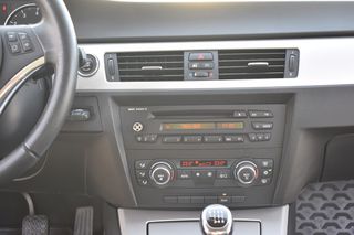 Bmw 320 2009 320 I COUPE-thumb-14