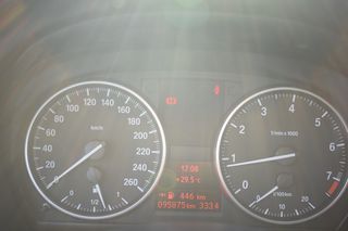 Bmw 320 2009 320 I COUPE-thumb-18