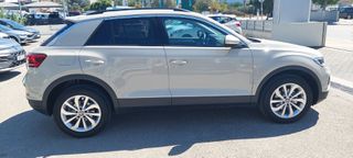 Volkswagen T-Roc 2025 1.5 TSI 150PS DSG  MORE-thumb-1