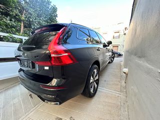 Volvo XC 60 2023 CORE PLUS DARK(ex.R Design)-thumb-4