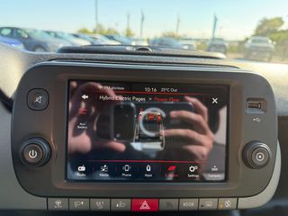 Fiat Panda 2022 1.0 HYBRID CROSS-thumb-27