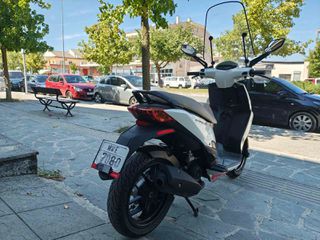 Aprilia Sportcity 50 2010 ΓΙΑ ΛΟΓΑΡΙΑΣΜΟ ΤΡΙΤΟΥ !!! 1ό ΧΕΡΙ !!!-thumb-6