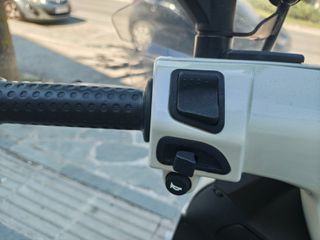 Aprilia Sportcity 50 2010 ΓΙΑ ΛΟΓΑΡΙΑΣΜΟ ΤΡΙΤΟΥ !!! 1ό ΧΕΡΙ !!!-thumb-23