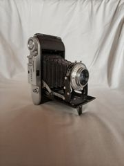 Αναδιπλώμενη φωτογραφική μηχανή Voigtländer BESSA I