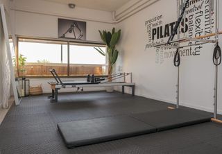 Pilates Reformer & Pilates Tower-thumb-6