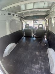 Opel Combo 2010-thumb-4