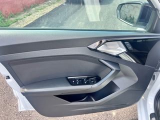 Audi A1 2019 s line-thumb-14
