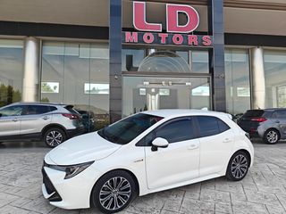 Toyota Auris 2019 1.8 HYBRID lounge