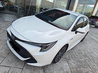 Toyota Auris 2019 1.8 HYBRID lounge-thumb-3