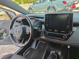 Toyota Auris 2019 1.8 HYBRID lounge-thumb-12
