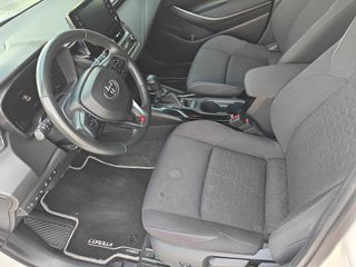 Toyota Auris 2019 1.8 HYBRID lounge-thumb-15