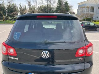 Volkswagen Tiguan 2008-thumb-3